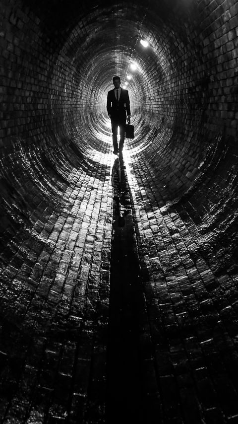 Download wallpaper 2160x3840 man, suit, tunnel, black and white samsung galaxy s4, s5, note, sony xperia z, z1, z2, z3, htc one, lenovo vibe hd background