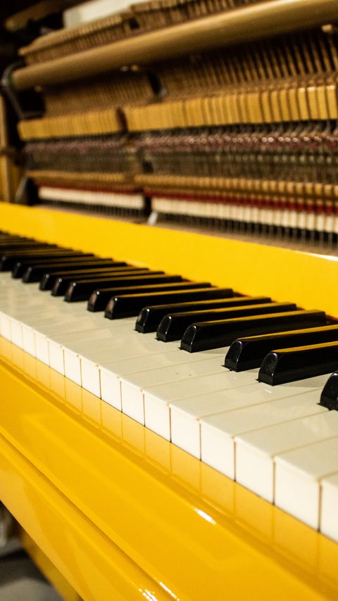 Download wallpaper 2160x3840 piano, keys, music, yellow samsung galaxy s4, s5, note, sony xperia z, z1, z2, z3, htc one, lenovo vibe hd background