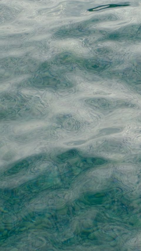 Download wallpaper 2160x3840 sea, water, waves, pebbles samsung galaxy s4, s5, note, sony xperia z, z1, z2, z3, htc one, lenovo vibe hd background