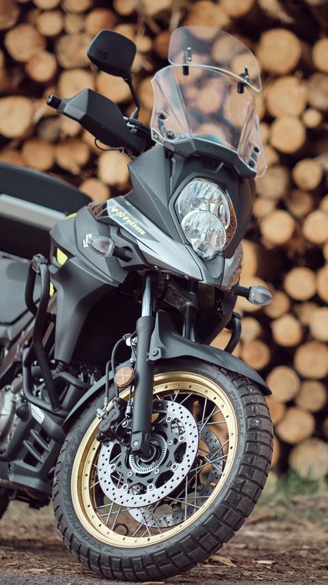 Download wallpaper 2160x3840 suzuki, motorcycle, bike, black samsung galaxy s4, s5, note, sony xperia z, z1, z2, z3, htc one, lenovo vibe hd background