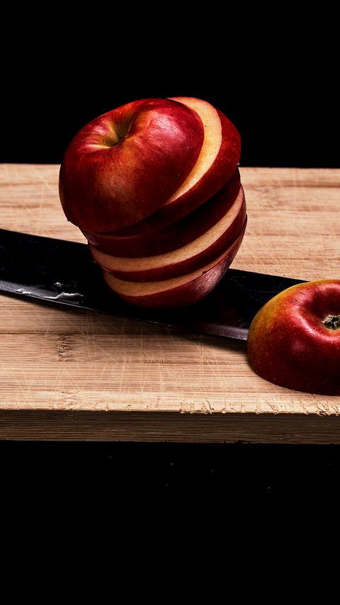 Download wallpaper 2160x3840 apple, fruit, slices, knife samsung galaxy s4, s5, note, sony xperia z, z1, z2, z3, htc one, lenovo vibe hd background