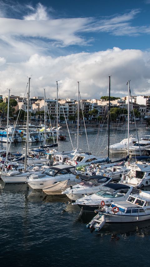 Download wallpaper 2160x3840 bay, port, boats samsung galaxy s4, s5, note, sony xperia z, z1, z2, z3, htc one, lenovo vibe hd background
