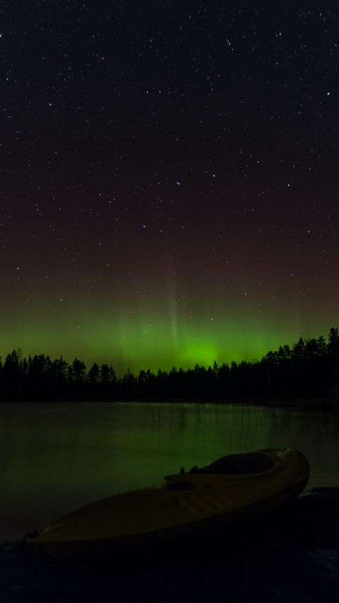 Download wallpaper 2160x3840 boat, lake, hills, trees, northern lights, dark samsung galaxy s4, s5, note, sony xperia z, z1, z2, z3, htc one, lenovo vibe hd background