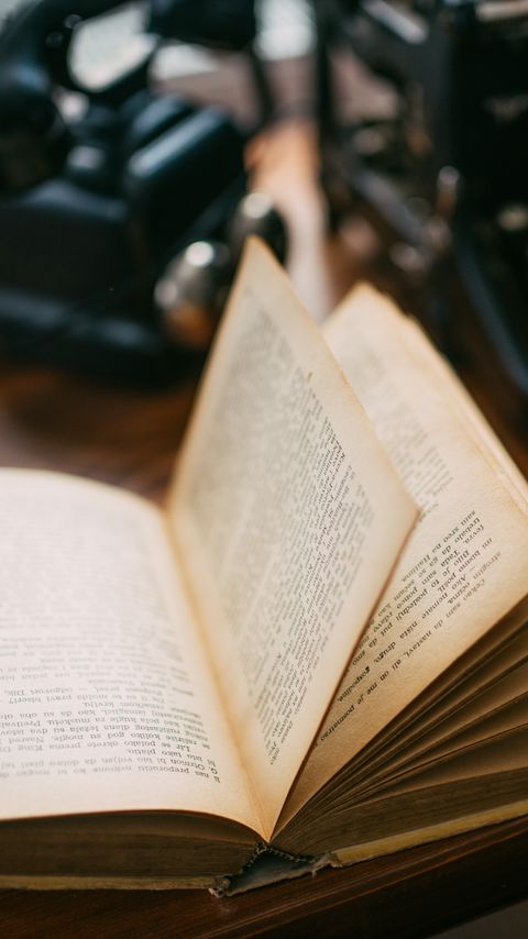 Download wallpaper 2160x3840 book, camera, table, retro samsung galaxy s4, s5, note, sony xperia z, z1, z2, z3, htc one, lenovo vibe hd background