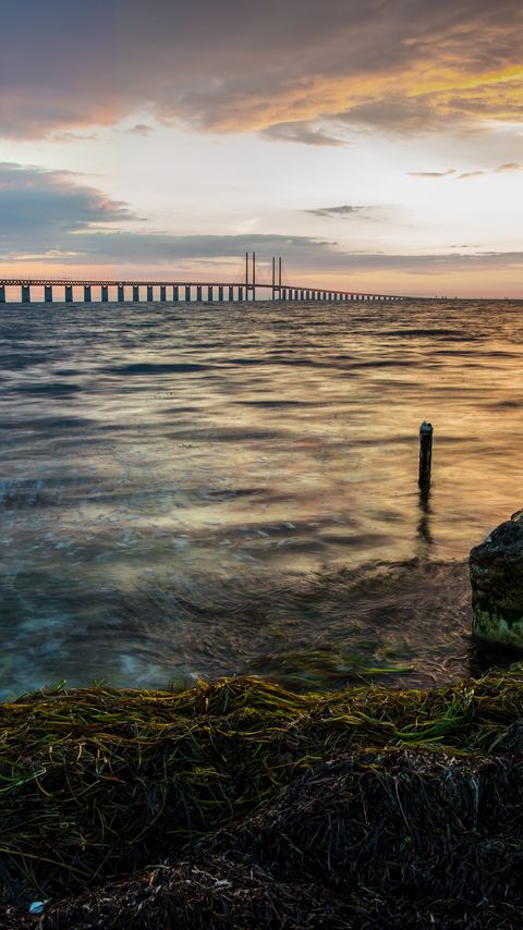 Download wallpaper 2160x3840 bridge, sea, horizon samsung galaxy s4, s5, note, sony xperia z, z1, z2, z3, htc one, lenovo vibe hd background