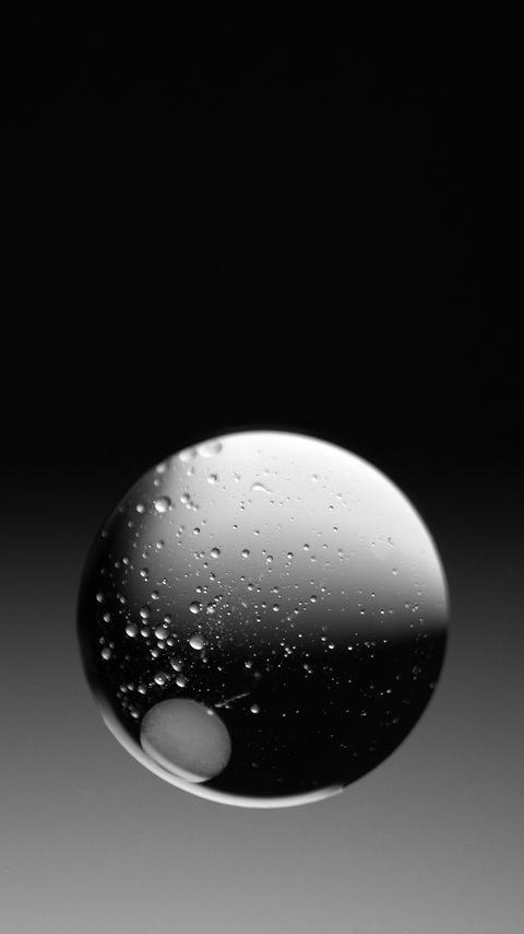 Download wallpaper 2160x3840 bubble, ball, liquid, abstraction, black and white samsung galaxy s4, s5, note, sony xperia z, z1, z2, z3, htc one, lenovo vibe hd background
