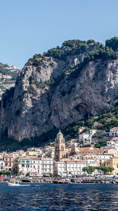 Download wallpaper 2160x3840 buildings, coast, sea, mountains, city samsung galaxy s4, s5, note, sony xperia z, z1, z2, z3, htc one, lenovo vibe hd background
