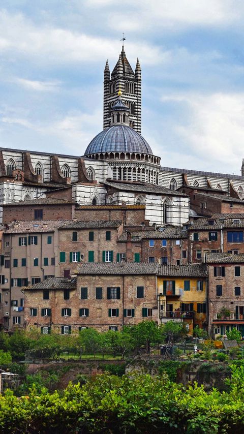 Download wallpaper 2160x3840 buildings, old, architecture, city samsung galaxy s4, s5, note, sony xperia z, z1, z2, z3, htc one, lenovo vibe hd background