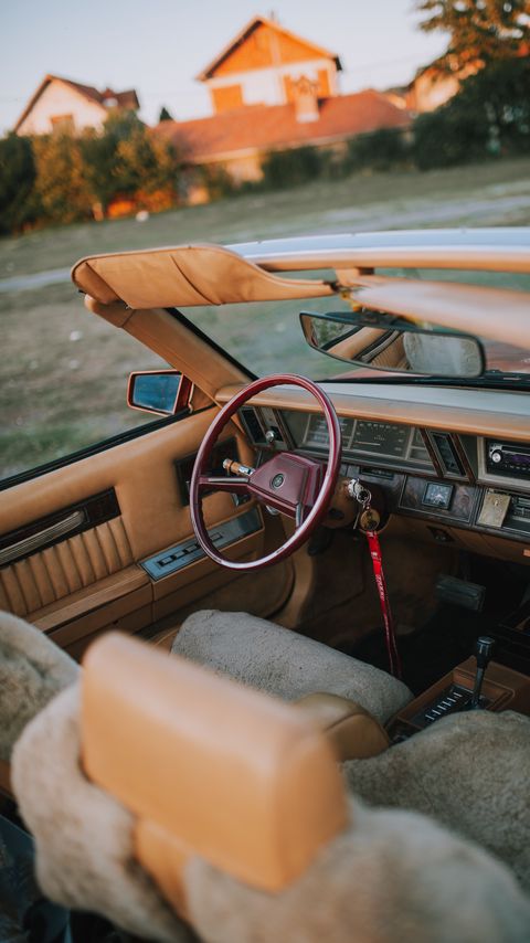 Download wallpaper 2160x3840 car, steering wheel, retro, blur samsung galaxy s4, s5, note, sony xperia z, z1, z2, z3, htc one, lenovo vibe hd background