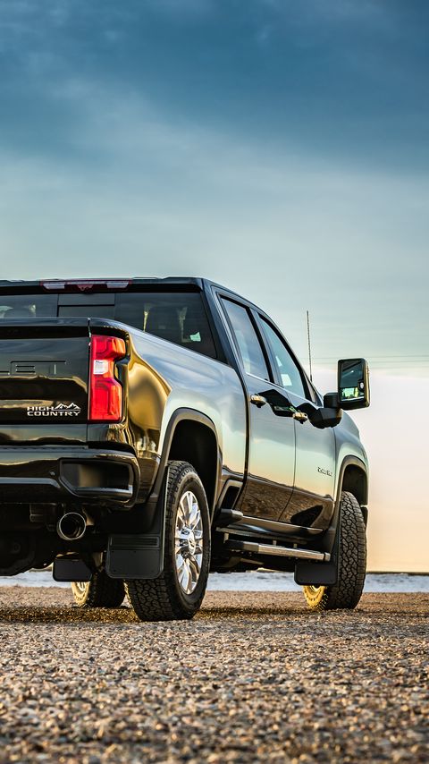 Download wallpaper 2160x3840 chevrolet silverado, chevrolet, car, suv, back view samsung galaxy s4, s5, note, sony xperia z, z1, z2, z3, htc one, lenovo vibe hd background