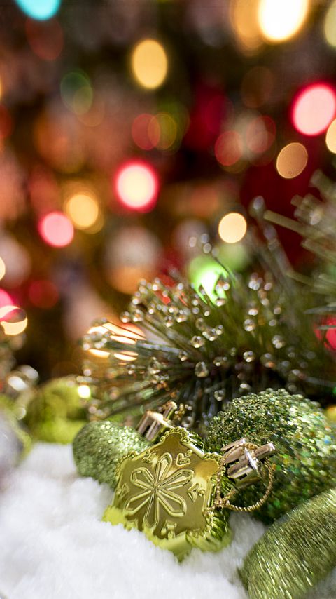 Download wallpaper 2160x3840 christmas decorations, glitter, bokeh, glare, new year, christmas samsung galaxy s4, s5, note, sony xperia z, z1, z2, z3, htc one, lenovo vibe hd background
