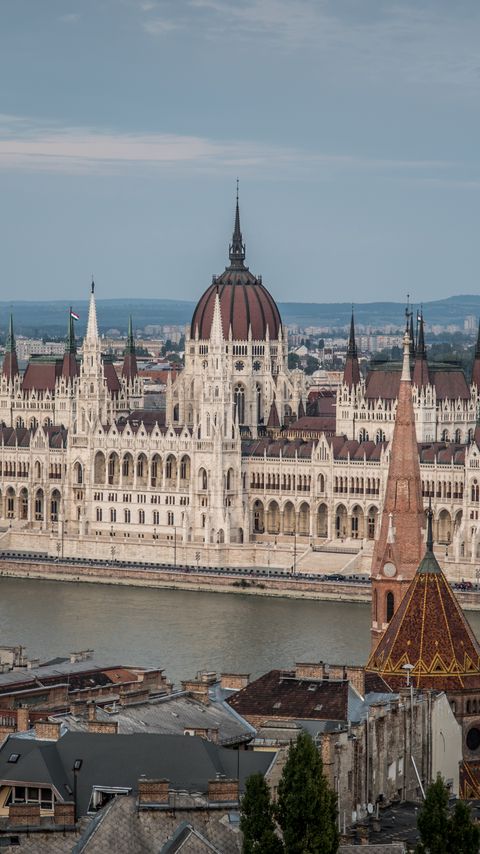 Download wallpaper 2160x3840 city, buildings, river, architecture, old, budapest samsung galaxy s4, s5, note, sony xperia z, z1, z2, z3, htc one, lenovo vibe hd background