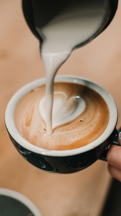 Download wallpaper 2160x3840 coffee, cappuccino, cup, milk, drink samsung galaxy s4, s5, note, sony xperia z, z1, z2, z3, htc one, lenovo vibe hd background