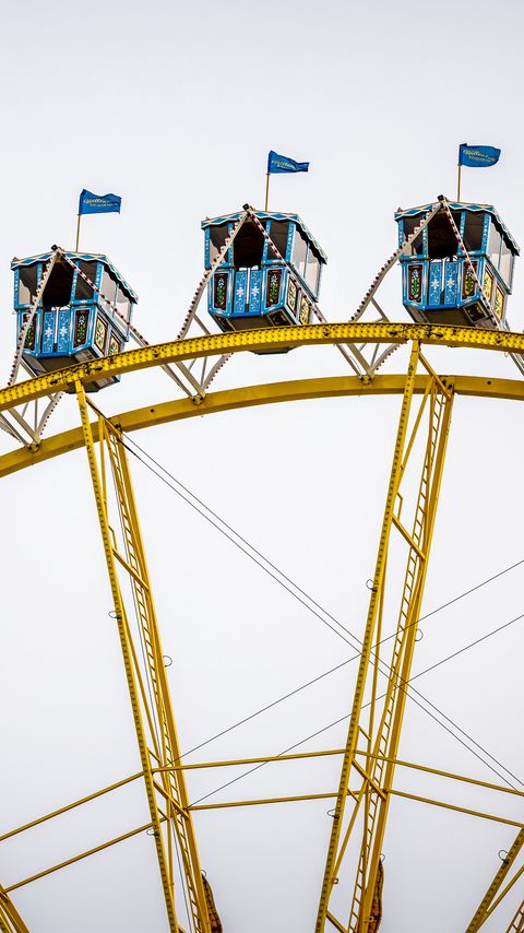 Download wallpaper 2160x3840 ferris wheel, attraction, sky, flags samsung galaxy s4, s5, note, sony xperia z, z1, z2, z3, htc one, lenovo vibe hd background