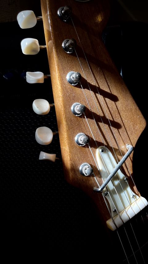 Download wallpaper 2160x3840 fretboard, strings, guitar, music samsung galaxy s4, s5, note, sony xperia z, z1, z2, z3, htc one, lenovo vibe hd background