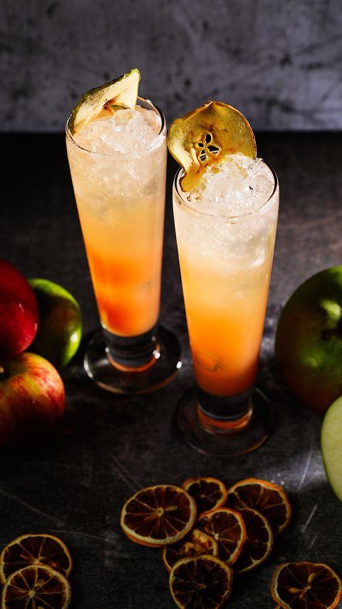 Download wallpaper 2160x3840 glasses, drink, ice, apples, slices samsung galaxy s4, s5, note, sony xperia z, z1, z2, z3, htc one, lenovo vibe hd background