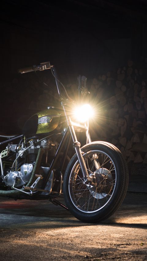 Download wallpaper 2160x3840 harley davidson, motorcycle, bike, light samsung galaxy s4, s5, note, sony xperia z, z1, z2, z3, htc one, lenovo vibe hd background
