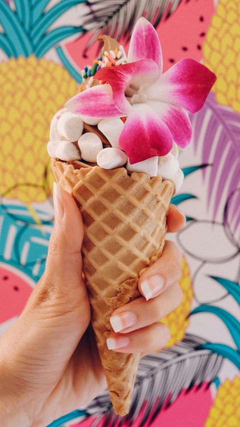 Download wallpaper 2160x3840 ice cream, marshmallow, flower, dessert samsung galaxy s4, s5, note, sony xperia z, z1, z2, z3, htc one, lenovo vibe hd background
