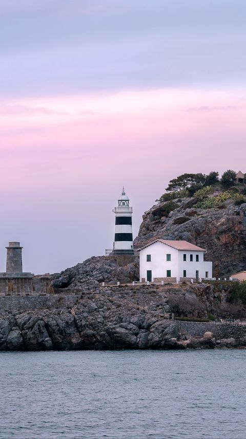 Download wallpaper 2160x3840 lighthouse, buildings, rock, sea samsung galaxy s4, s5, note, sony xperia z, z1, z2, z3, htc one, lenovo vibe hd background