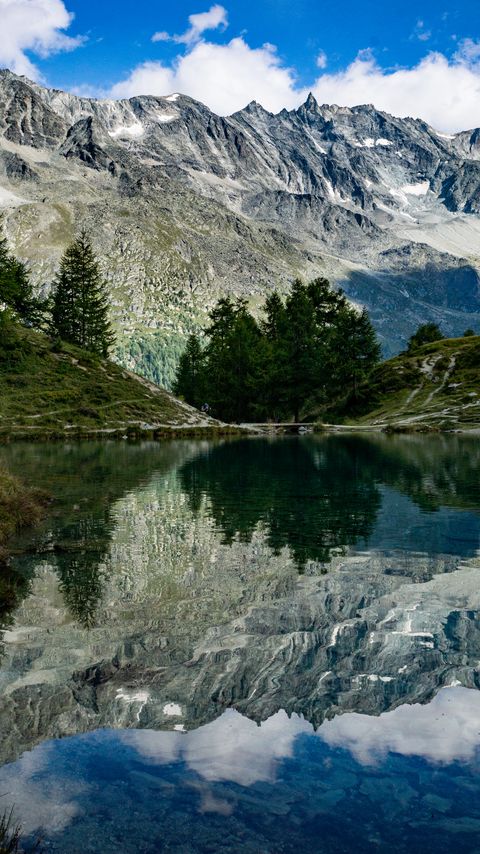 Download wallpaper 2160x3840 mountains, lake, reflection, trees, nature samsung galaxy s4, s5, note, sony xperia z, z1, z2, z3, htc one, lenovo vibe hd background