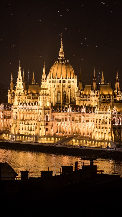 Download wallpaper 2160x3840 palace, building, architecture, city, night samsung galaxy s4, s5, note, sony xperia z, z1, z2, z3, htc one, lenovo vibe hd background