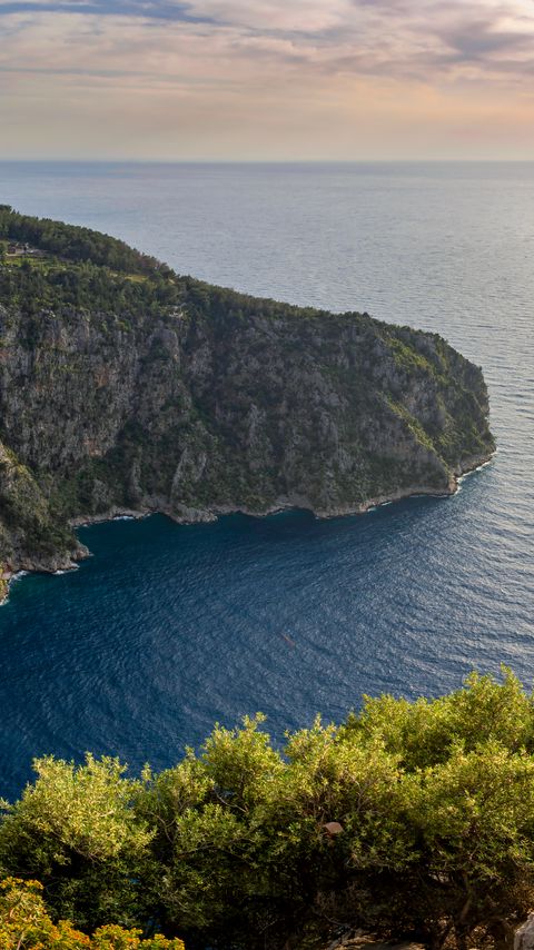 Download wallpaper 2160x3840 promontory, sea, rock, nature samsung galaxy s4, s5, note, sony xperia z, z1, z2, z3, htc one, lenovo vibe hd background