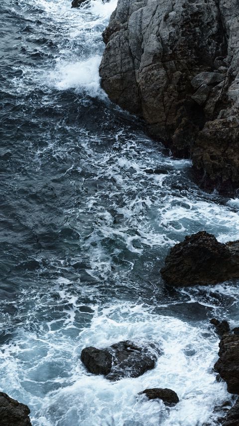 Download wallpaper 2160x3840 rock, stones, sea, foam samsung galaxy s4, s5, note, sony xperia z, z1, z2, z3, htc one, lenovo vibe hd background