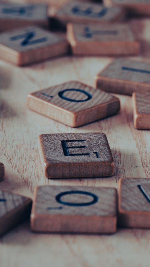 Download wallpaper 2160x3840 scrabble, cubes, letters, numbers, tree, game samsung galaxy s4, s5, note, sony xperia z, z1, z2, z3, htc one, lenovo vibe hd background