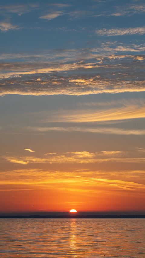 Download wallpaper 2160x3840 sea, horizon, sky, sunset, nature samsung galaxy s4, s5, note, sony xperia z, z1, z2, z3, htc one, lenovo vibe hd background