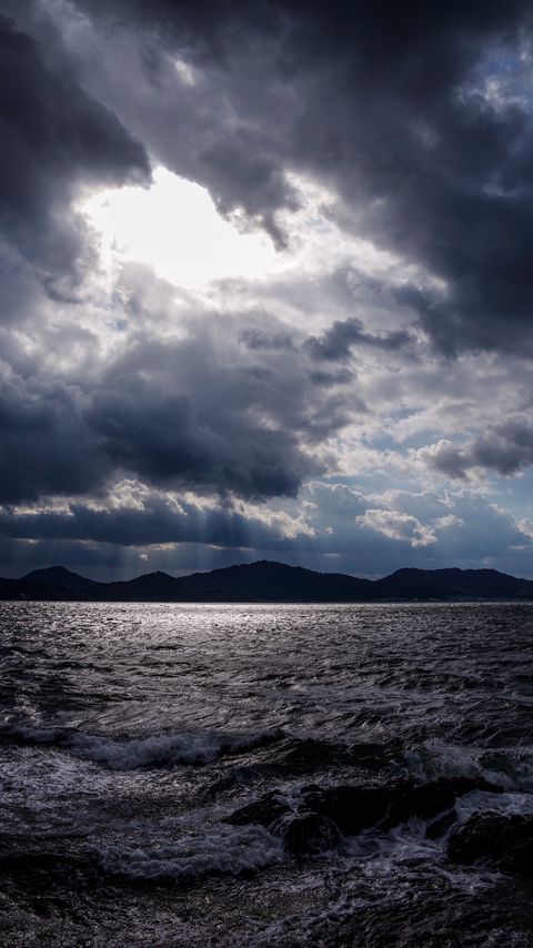 Download wallpaper 2160x3840 sea, mountains, clouds, light, nature samsung galaxy s4, s5, note, sony xperia z, z1, z2, z3, htc one, lenovo vibe hd background