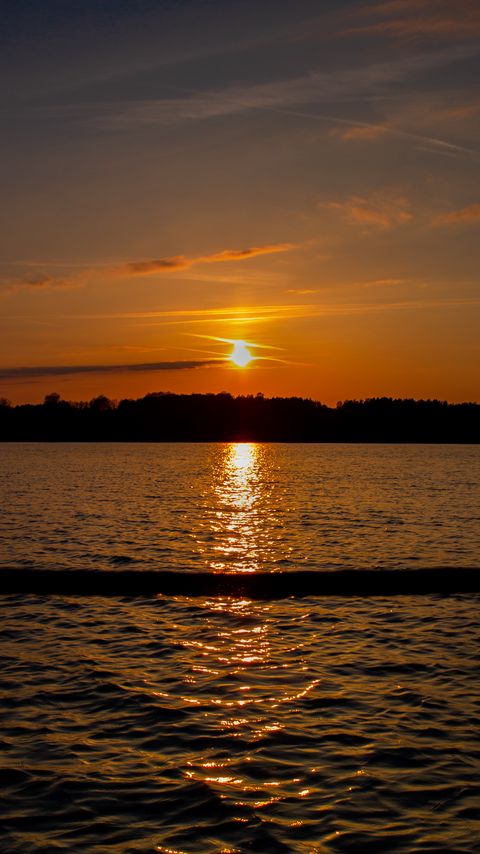 Download wallpaper 2160x3840 sea, trees, sunset, nature samsung galaxy s4, s5, note, sony xperia z, z1, z2, z3, htc one, lenovo vibe hd background