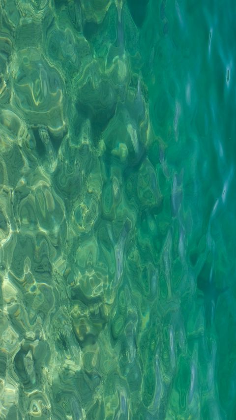 Download wallpaper 2160x3840 sea, water, bottom, stones, glare, nature samsung galaxy s4, s5, note, sony xperia z, z1, z2, z3, htc one, lenovo vibe hd background