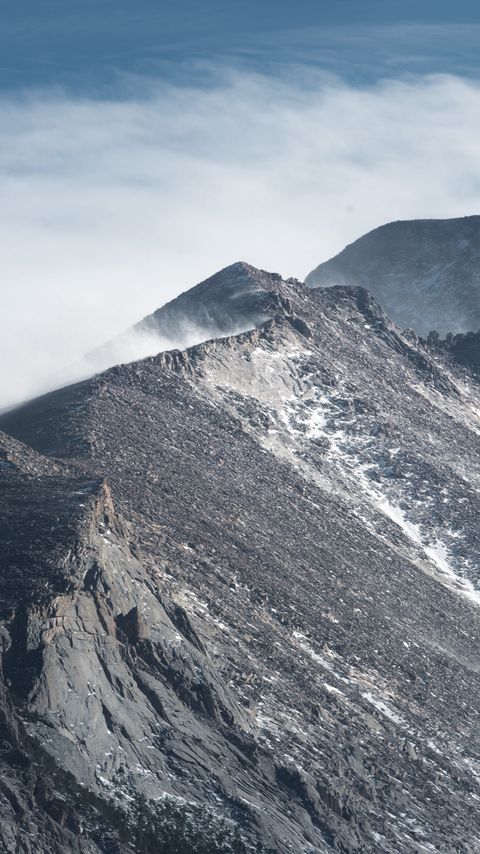 Download wallpaper 2160x3840 slope, mountain, fog samsung galaxy s4, s5, note, sony xperia z, z1, z2, z3, htc one, lenovo vibe hd background
