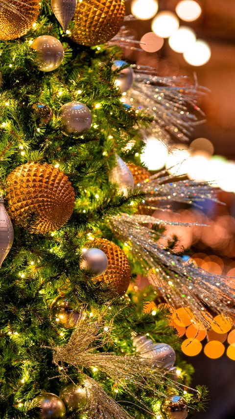 Download wallpaper 2160x3840 spruce, garland, balls, new year, christmas samsung galaxy s4, s5, note, sony xperia z, z1, z2, z3, htc one, lenovo vibe hd background