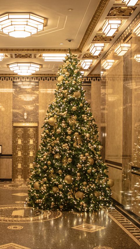 Download wallpaper 2160x3840 spruce, toys, garland, new year, christmas, holiday samsung galaxy s4, s5, note, sony xperia z, z1, z2, z3, htc one, lenovo vibe hd background