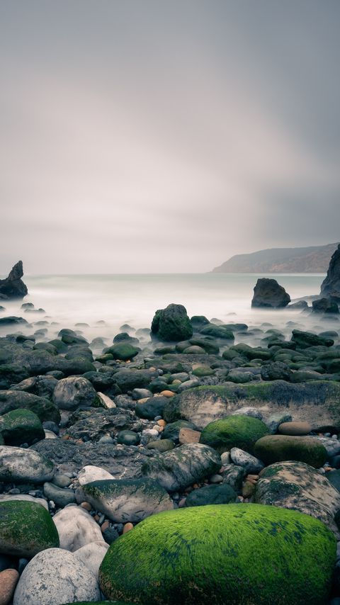 Download wallpaper 2160x3840 stones, sea, fog samsung galaxy s4, s5, note, sony xperia z, z1, z2, z3, htc one, lenovo vibe hd background