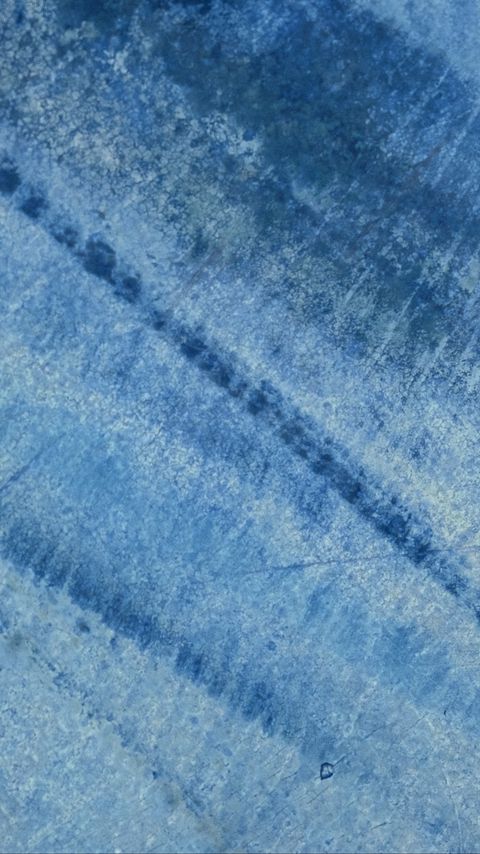 Download wallpaper 2160x3840 surface, spots, abstraction, blue samsung galaxy s4, s5, note, sony xperia z, z1, z2, z3, htc one, lenovo vibe hd background