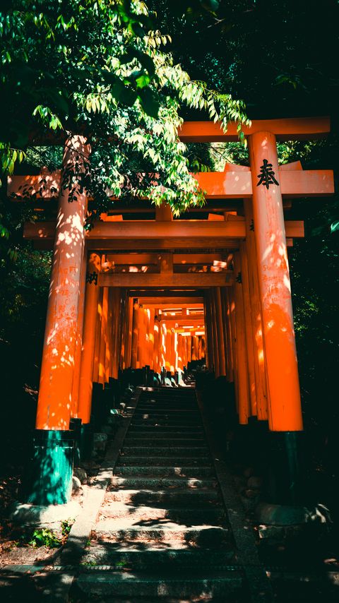 Download wallpaper 2160x3840 torii, gate, japan, stairs samsung galaxy s4, s5, note, sony xperia z, z1, z2, z3, htc one, lenovo vibe hd background
