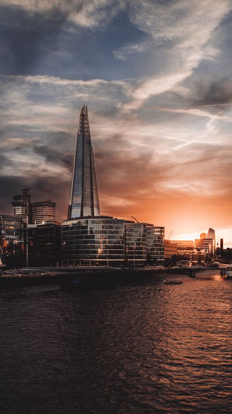 Download wallpaper 2160x3840 tower, buildings, river, embankment, city samsung galaxy s4, s5, note, sony xperia z, z1, z2, z3, htc one, lenovo vibe hd background