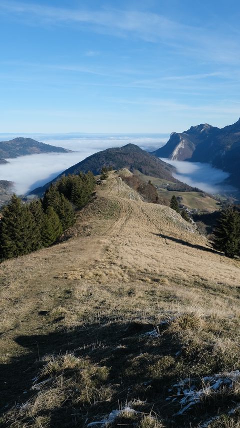 Download wallpaper 2160x3840 trail, trees, clouds, fog, mountains samsung galaxy s4, s5, note, sony xperia z, z1, z2, z3, htc one, lenovo vibe hd background