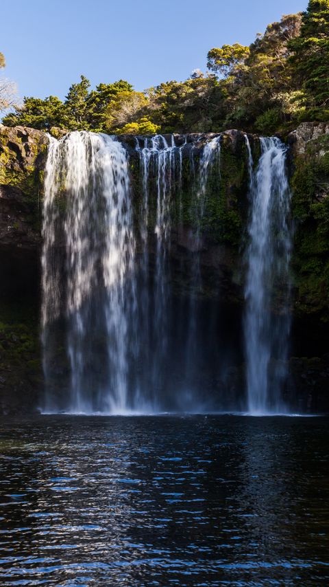 Download wallpaper 2160x3840 waterfall, water, river, stones samsung galaxy s4, s5, note, sony xperia z, z1, z2, z3, htc one, lenovo vibe hd background